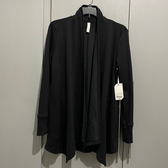 Wrap open jacket, super soft and cozy. Perfect to wear to and from yoga - Picture 3 of 9